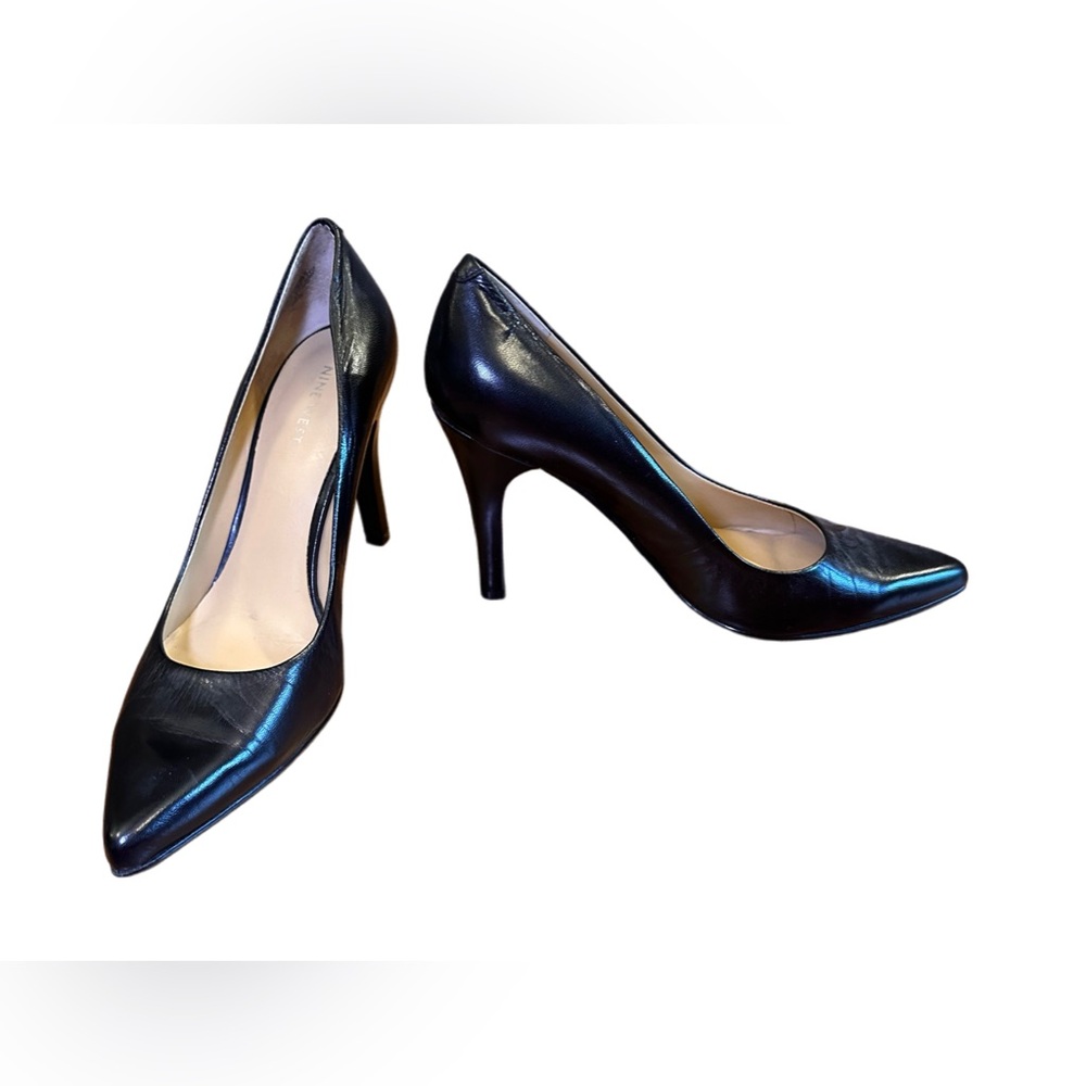 Black classic leather stiletto Nine West heel
